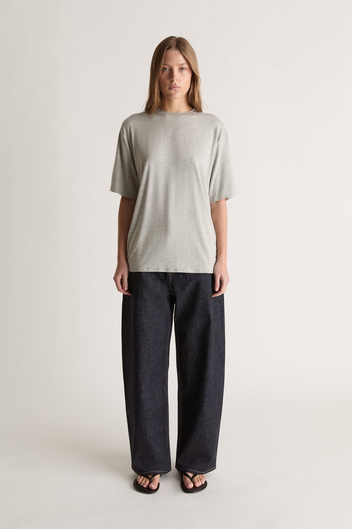 Relaxed Tee in Dove