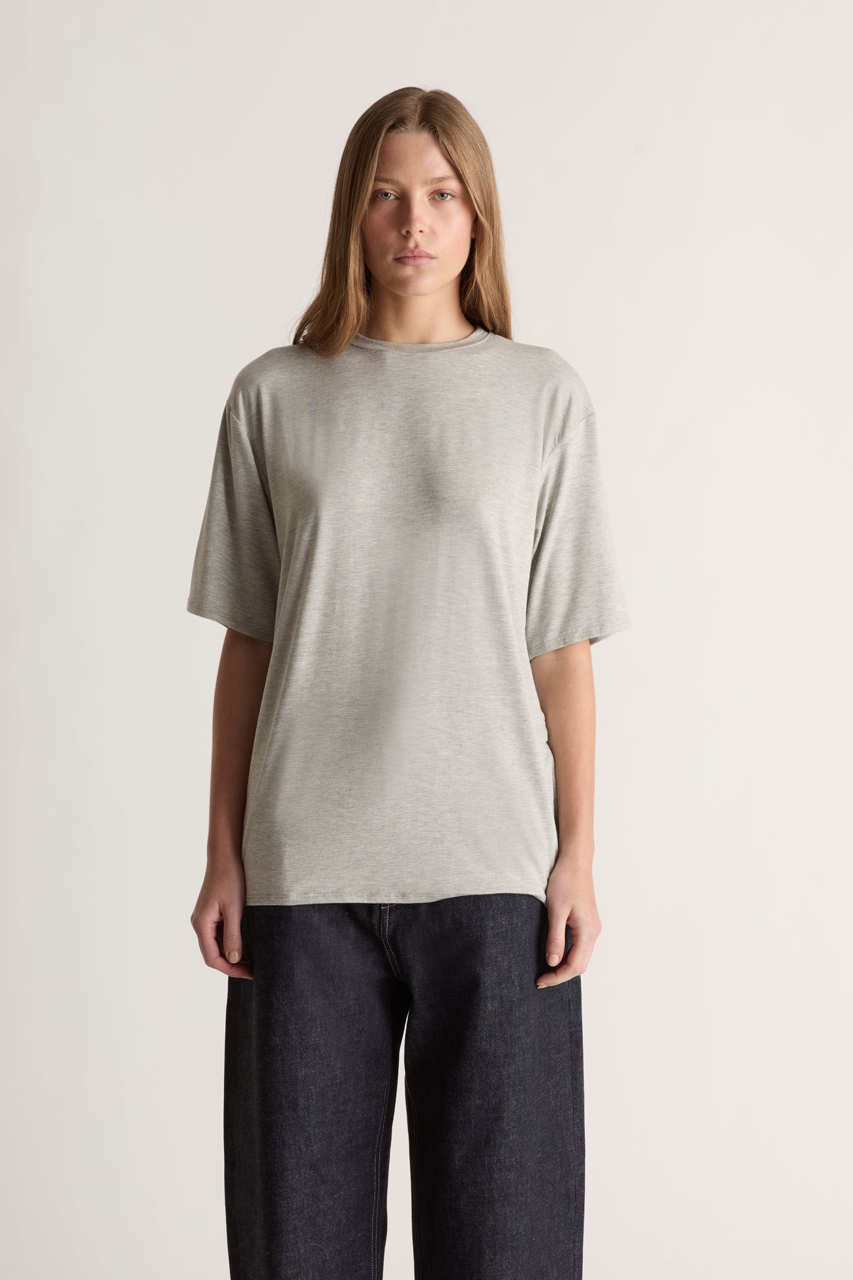 Relaxed Tee in Dove