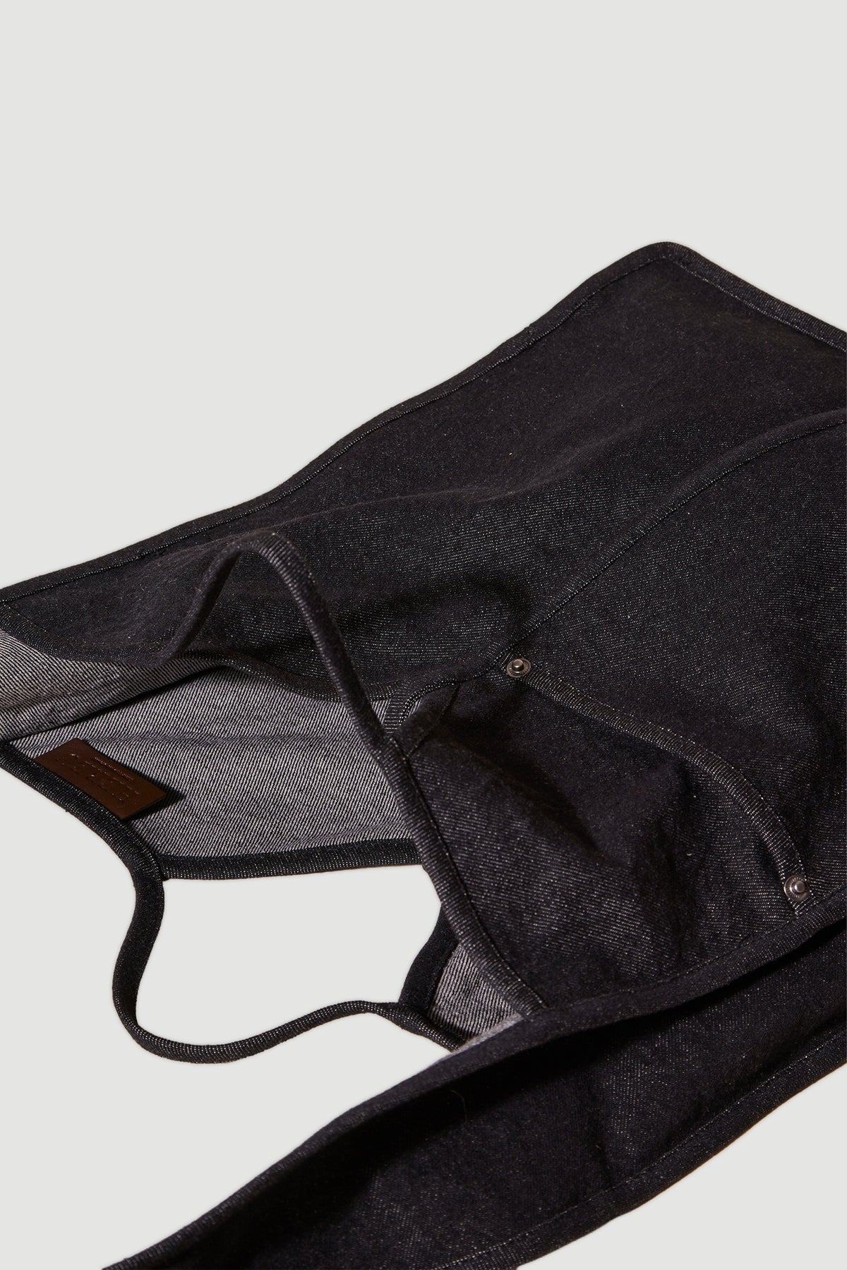 Porta Bag in Washed Black